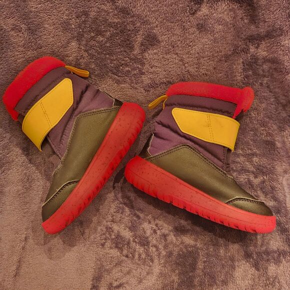 Toddler Adidas Winterplay Mickey I Black/Red/Yellow Size 10K IG7190 - Picture 8 of 9